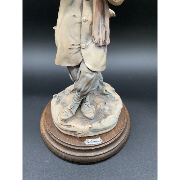 Early 12”Giuseppe Armani Capodimonte Figurine Boy Standing with Umbrella Vintage - Picture 4 of 15
